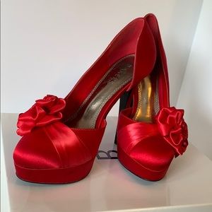 Red rose bakers pin up heels